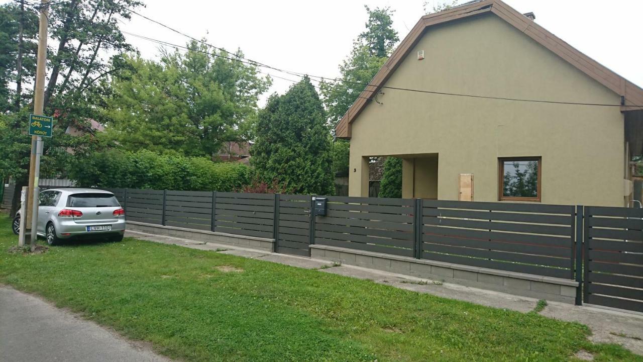 Klara Villa Шіофок Екстер'єр фото